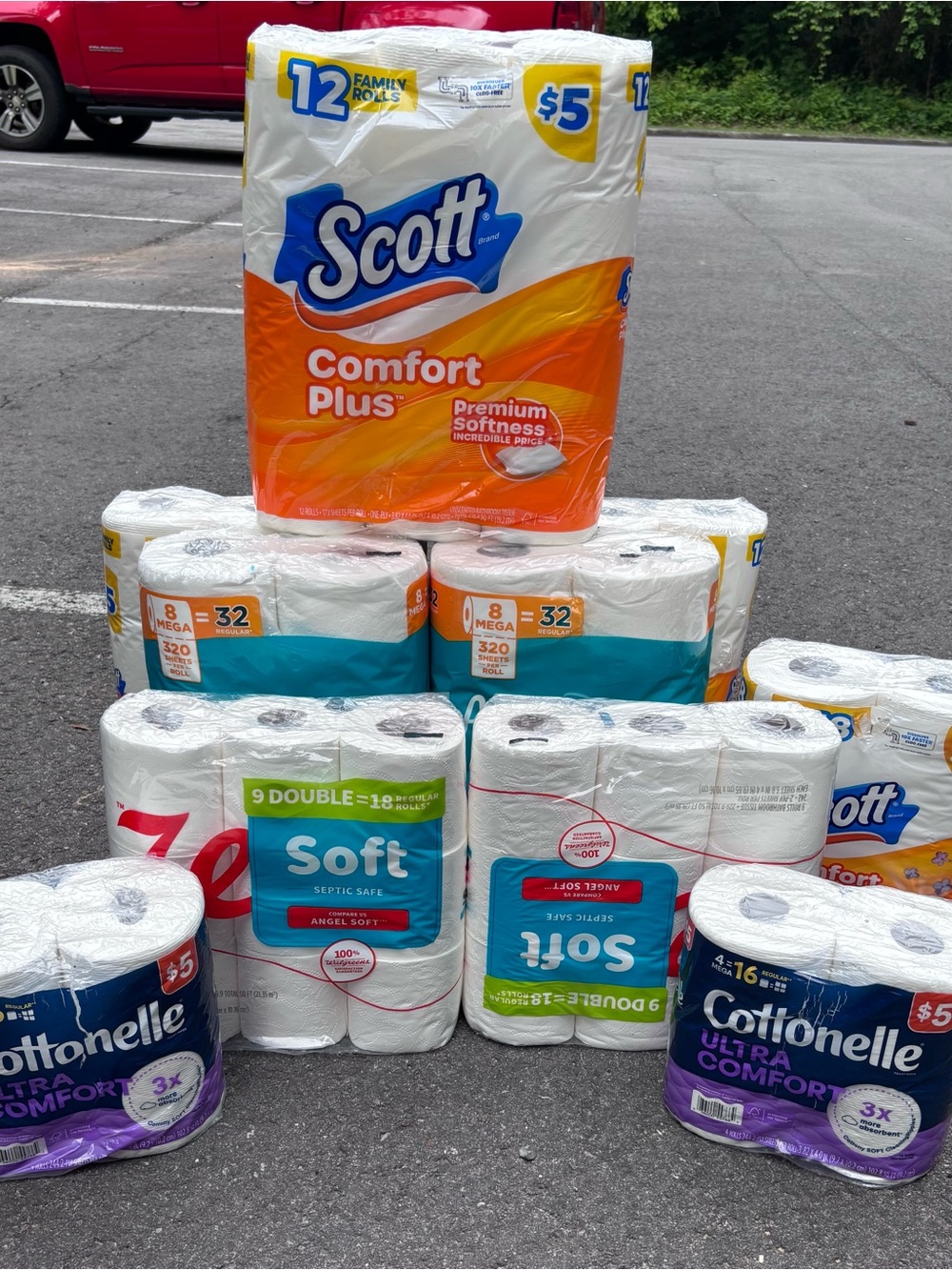 Scott Comfort Plus Toilet Paper Multi-Pack with Orange and Blue Packaging